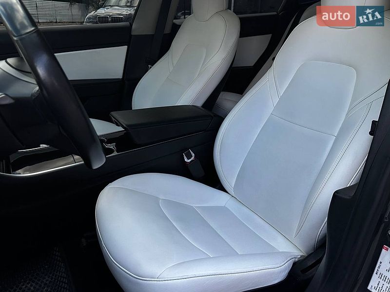 Седан Tesla Model 3 2018 в Миколаєві