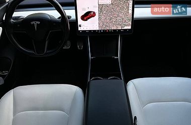 Седан Tesla Model 3 2018 в Миколаєві