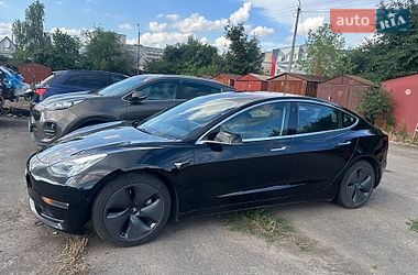 Tesla Model 3  2018
