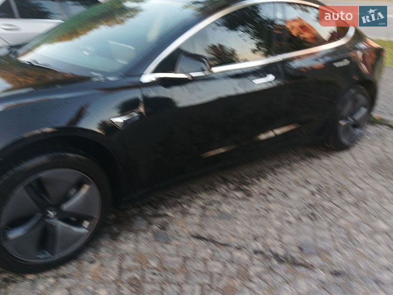 Седан Tesla Model 3 2019 в Хмельницькому