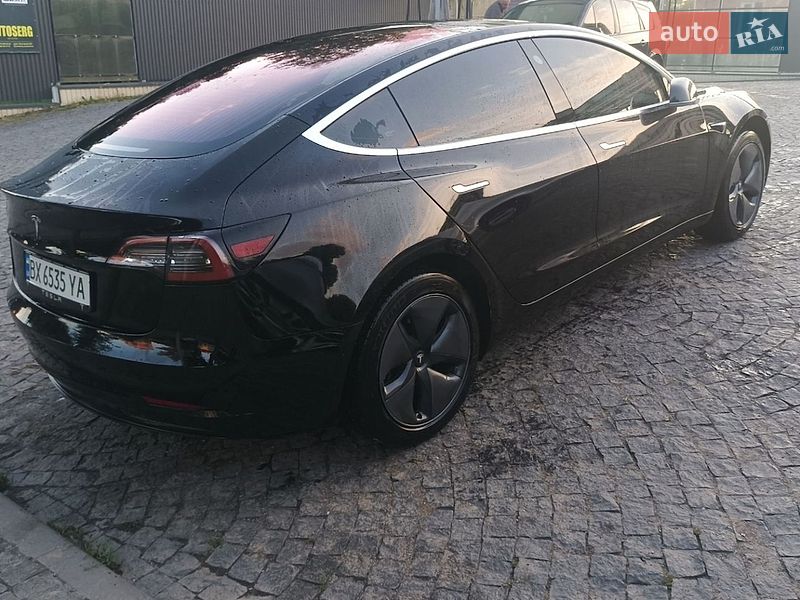 Седан Tesla Model 3 2019 в Хмельницькому
