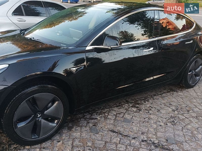 Седан Tesla Model 3 2019 в Хмельницькому