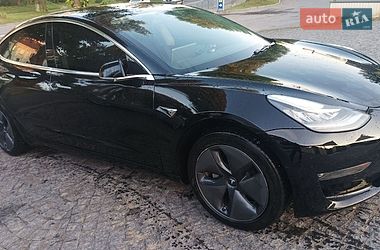Седан Tesla Model 3 2019 в Хмельницькому
