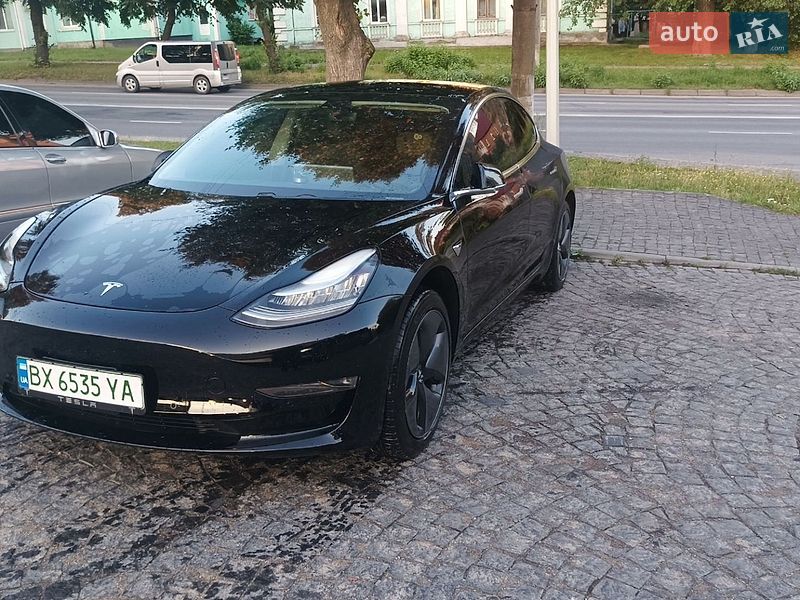 Седан Tesla Model 3 2019 в Хмельницькому