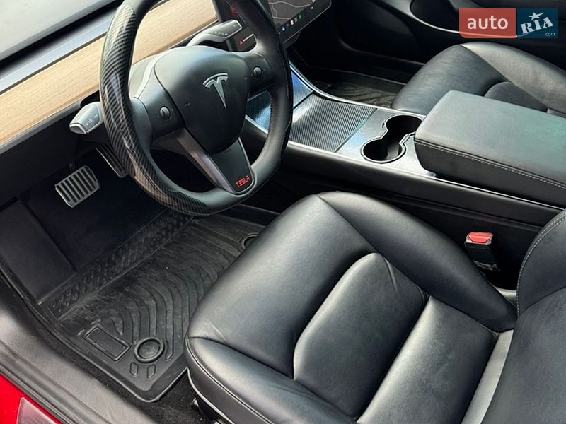 Седан Tesla Model 3 2020 в Прилуках фото 12 Седан Tesla Model 3 2020 в Прилуках