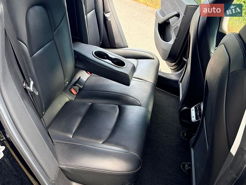 Седан Tesla Model 3 2018 в Киеве фото 4 Седан Tesla Model 3 2018 в Киеве