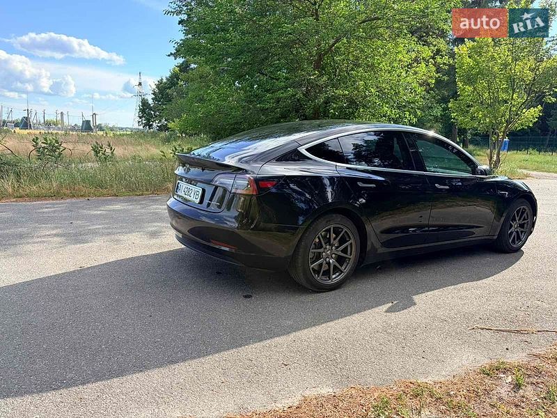 Седан Tesla Model 3 2018 в Киеве фото 5 Седан Tesla Model 3 2018 в Киеве