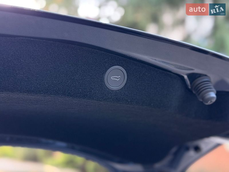 Седан Tesla Model 3 2024 в Львове фото 14 Седан Tesla Model 3 2024 в Львове