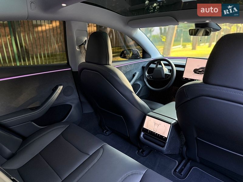 Седан Tesla Model 3 2024 в Львове фото 22 Седан Tesla Model 3 2024 в Львове