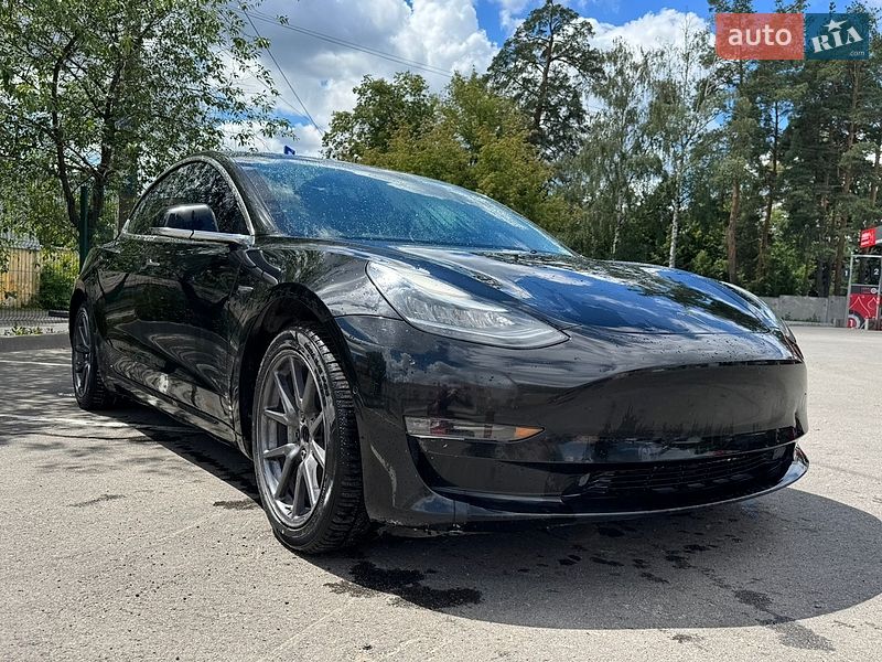 Седан Tesla Model 3 2019 в Киеве Седан Tesla Model 3 2019 в Киеве