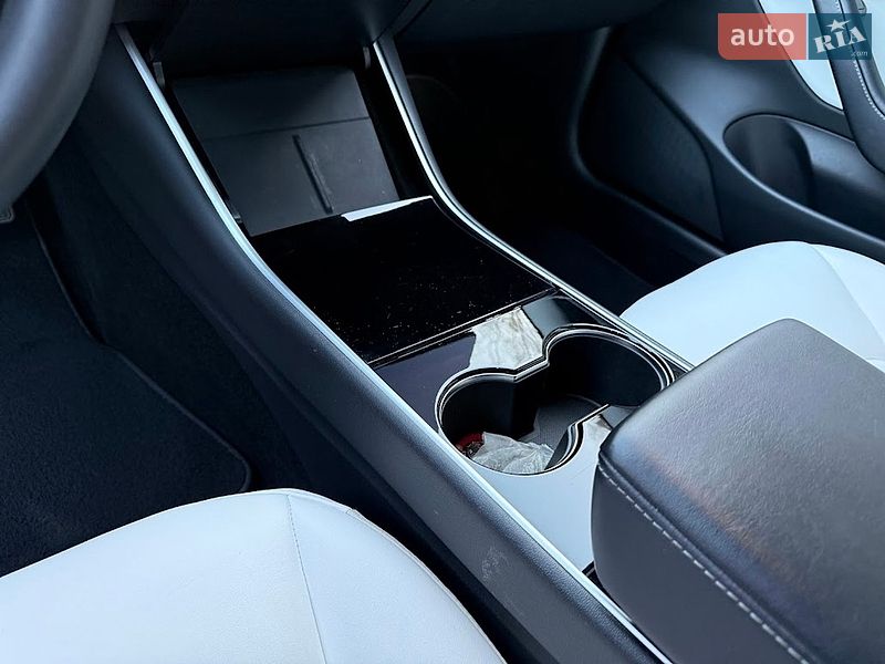 Седан Tesla Model 3 2020 в Ковелі фото 19 Седан Tesla Model 3 2020 в Ковелі