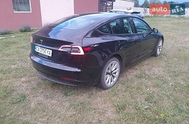 Седан Tesla Model 3 2022 в Черкассах