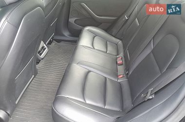 Седан Tesla Model 3 2022 в Черкассах