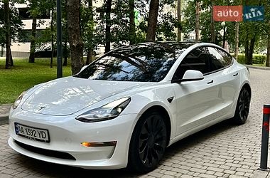 tesla model-3 2022 в Бровары от профессионального продавца Сергій