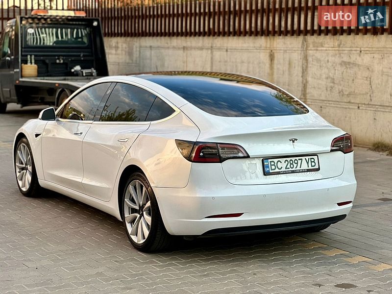 Седан Tesla Model 3 2019 в Ужгороде фото 14 Седан Tesla Model 3 2019 в Ужгороде
