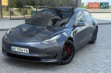 Седан Tesla Model 3 2023 в Днепре
