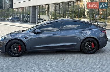Седан Tesla Model 3 2023 в Днепре