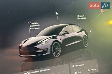Седан Tesla Model 3 2023 в Днепре