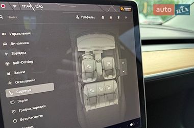 Седан Tesla Model 3 2020 в Коломые