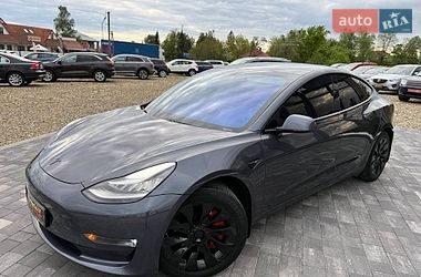 Седан Tesla Model 3 2020 в Коломые
