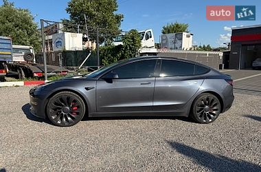 Седан Tesla Model 3 2023 в Києві