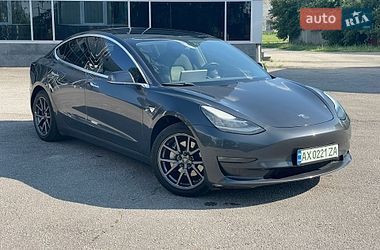 Седан Tesla Model 3 2019 в Харкові