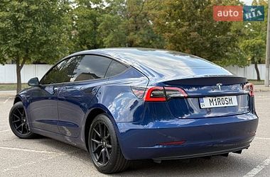 Седан Tesla Model 3 2021 в Кривом Роге