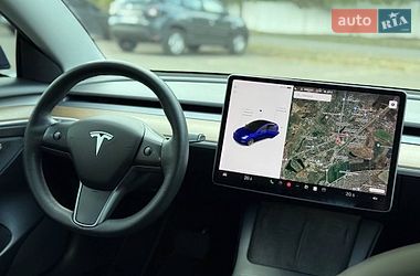 Седан Tesla Model 3 2021 в Кривом Роге