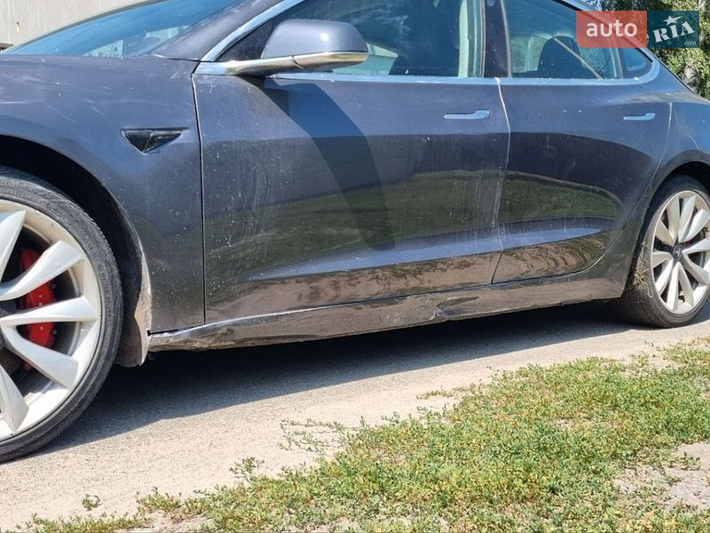 Седан Tesla Model 3 2019 в Києві фото 6 Седан Tesla Model 3 2019 в Києві