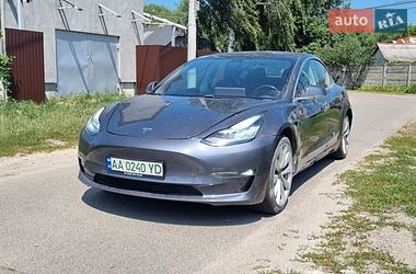 Tesla Model 3 2019