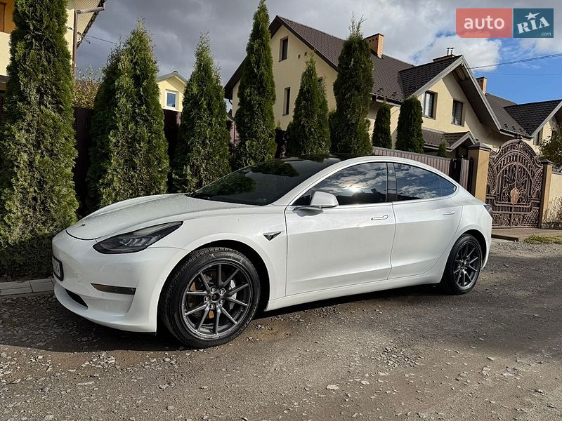 Tesla Model 3 2019 Tesla Model 3 2019