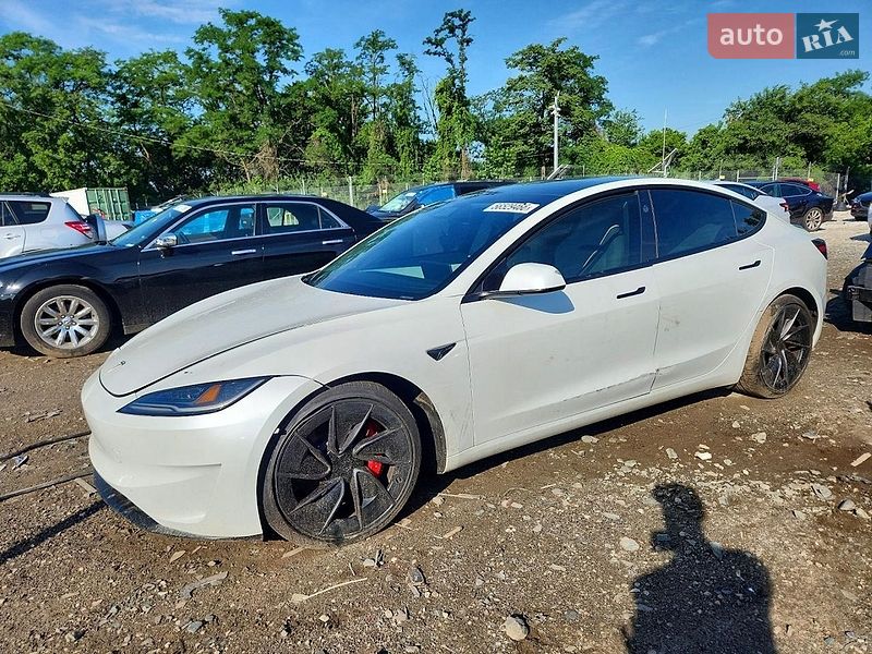 Tesla Model 3 2025