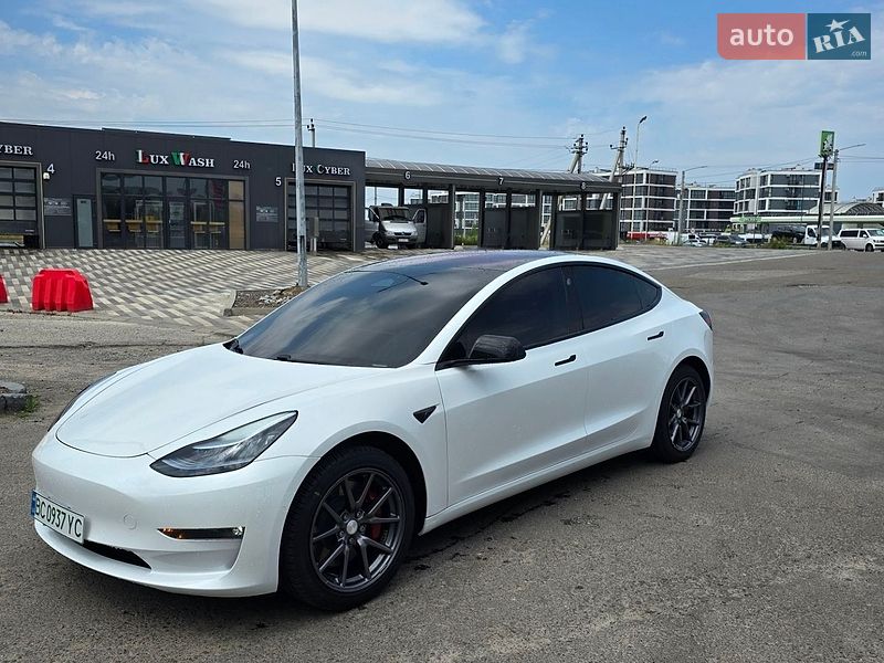 Tesla Model 3 2018 Tesla Model 3 2018