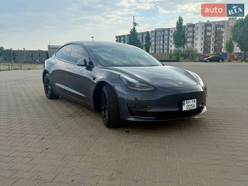 Седан Tesla Model 3 2022 в Одессе