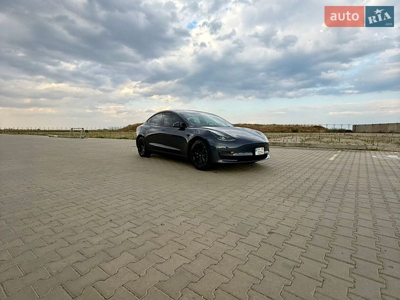 Седан Tesla Model 3 2022 в Одессе