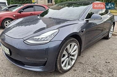 Tesla Model 3 2018