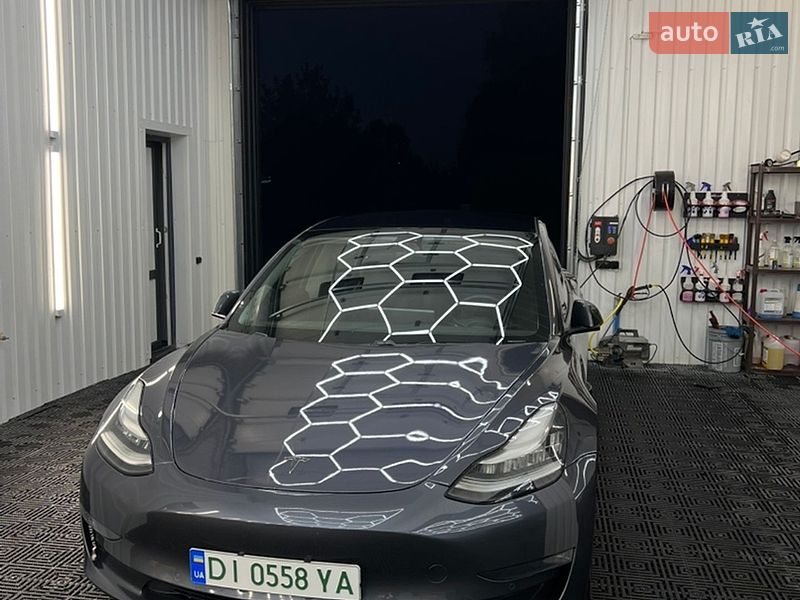 Tesla Model 3 2018