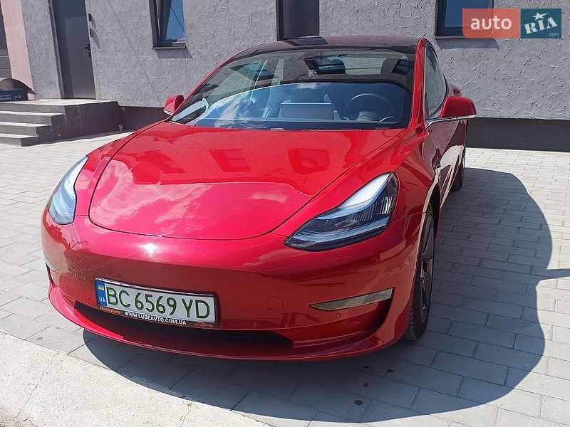 Tesla Model 3 2018