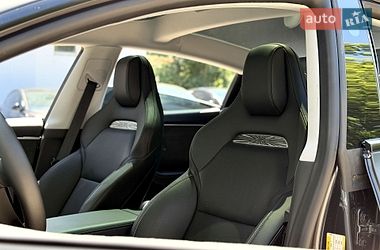 Седан Tesla Model 3 2024 в Киеве