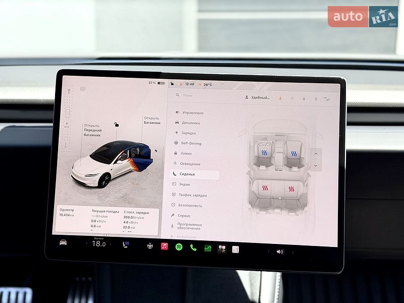 Седан Tesla Model 3 2024 в Киеве