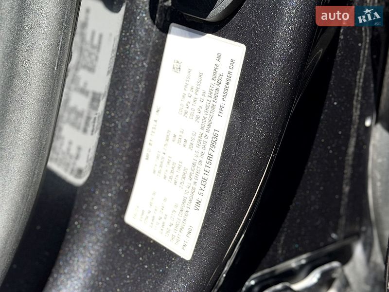 Седан Tesla Model 3 2024 в Киеве