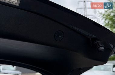 Седан Tesla Model 3 2021 в Ужгороді