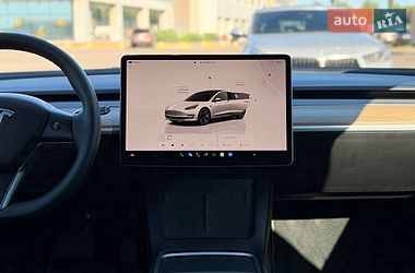 Седан Tesla Model 3 2023 в Кривом Роге