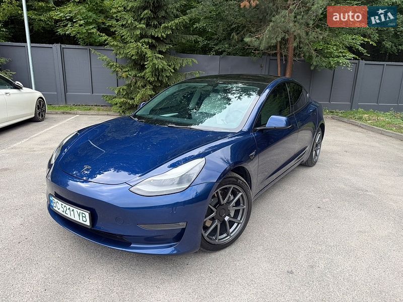 Седан Tesla Model 3 2021 в Львове фото Седан Tesla Model 3 2021 в Львове