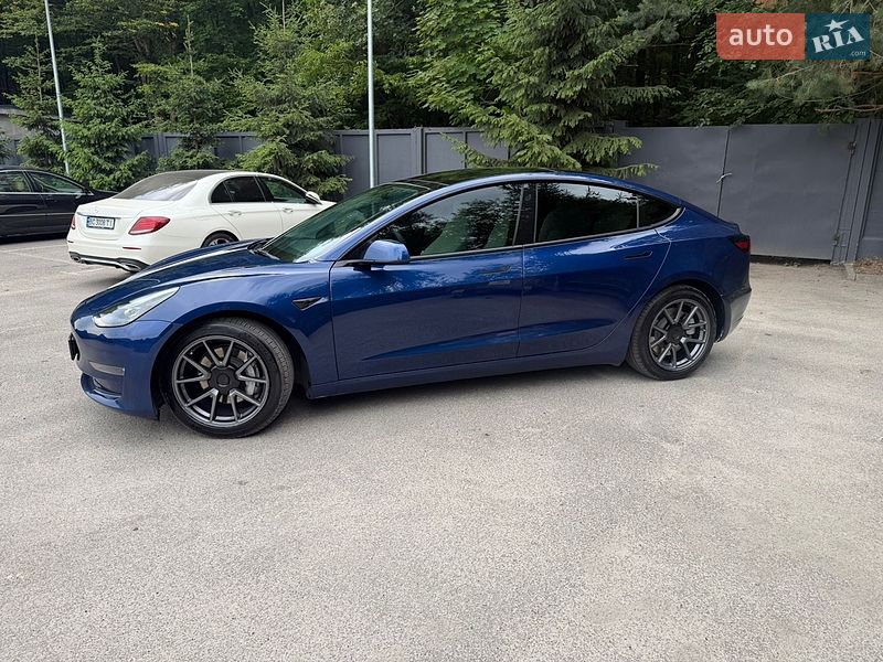 Седан Tesla Model 3 2021 в Львове фото 4 Седан Tesla Model 3 2021 в Львове