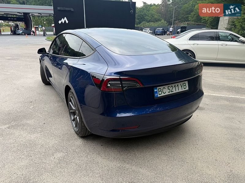 Седан Tesla Model 3 2021 в Львове фото 5 Седан Tesla Model 3 2021 в Львове