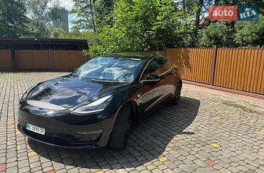 Tesla Model 3  2018