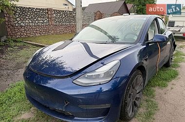 Tesla Model 3  2023
