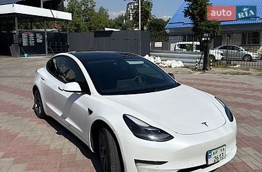 Седан Tesla Model 3 2021 в Запоріжжі фото Седан Tesla Model 3 2021 в Запоріжжі