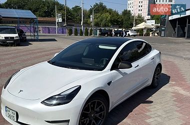 Седан Tesla Model 3 2021 в Запоріжжі фото 6 Седан Tesla Model 3 2021 в Запоріжжі